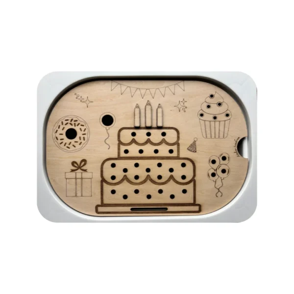 Insert sensoriel en bois gâteau d’anniversaire avec bougies et décorations pour jeu symbolique enfant