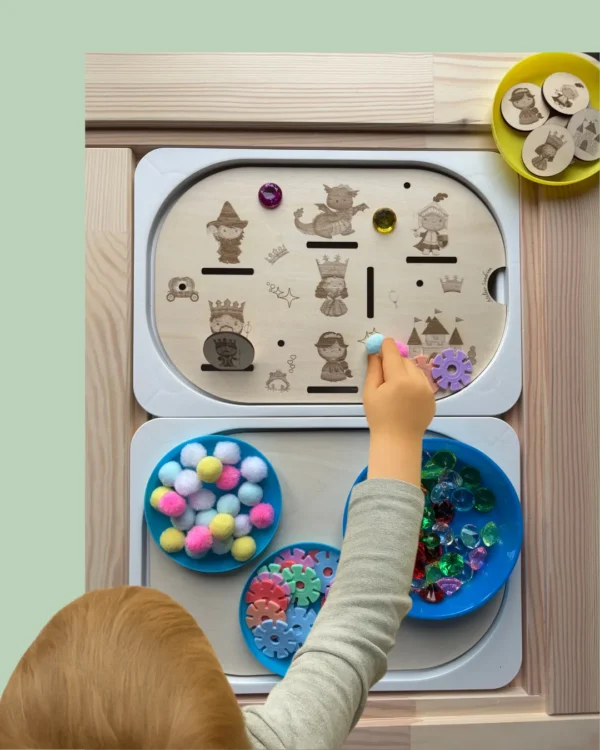 Insert sensoriel en bois - Royaume des princesses