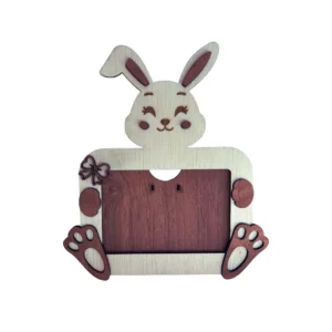 Cadre photo en bois en forme de lapin pour chambre d’enfant avec emplacement photo