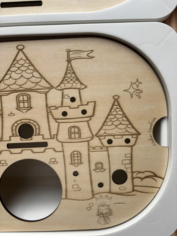 Insert sensoriel en bois - le monde des princesses