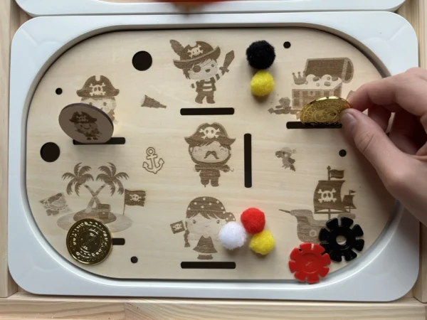 Insert sensoriel en bois - Pirates tout doux (version illustrée)