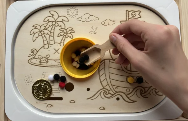 Insert sensoriel en bois - Chasse au trésor