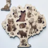 Puzzle forme arbre en bois - Les animaux de la forêt - avec la pièce renard à côté du puzzle