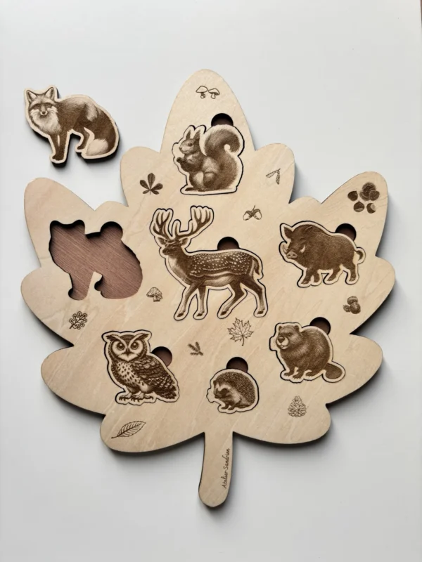 Puzzle forme feuille en bois - Les animaux de la forêt - le renard à côté