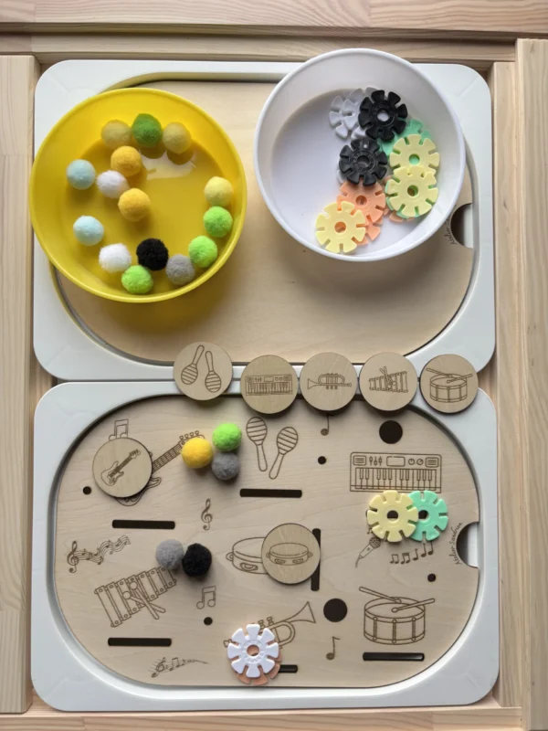 Insert sensoriel en bois - Découverte des sons et instruments