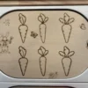 Insert sensoriel en bois - Jardin de carottes