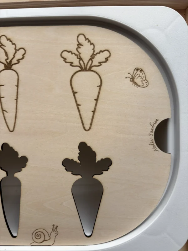 Insert sensoriel en bois - Jardin de carottes