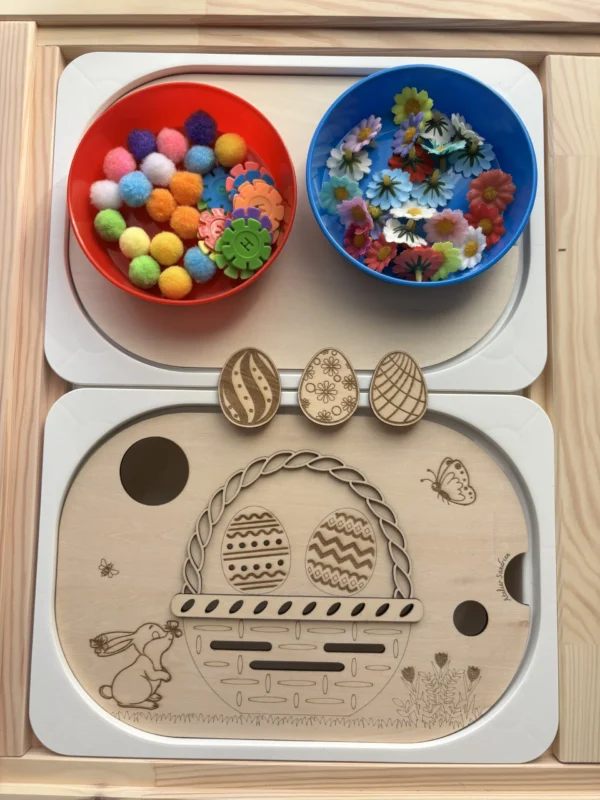 Insert sensoriel en bois - Chasse aux œufs de Pâques