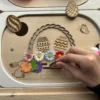 Insert sensoriel en bois - Chasse aux œufs de Pâques