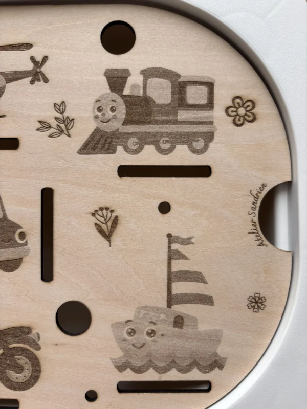 Insert sensoriel en bois - Véhicules rigolos