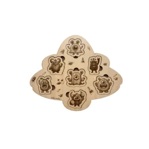 Puzzle en bois avec petits personnages monstres à encastrer