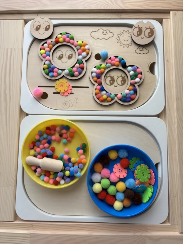 Insert sensoriel en bois - 2 marguerites