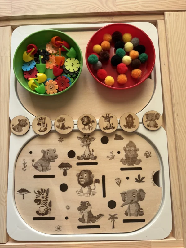 Insert sensoriel en bois - Savane (version illustrée)