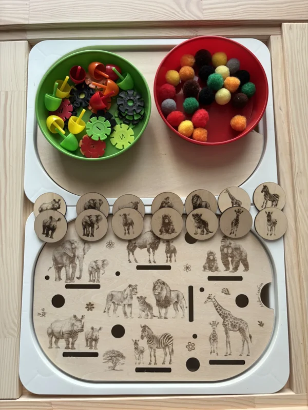 Insert sensoriel en bois - Savane africaine