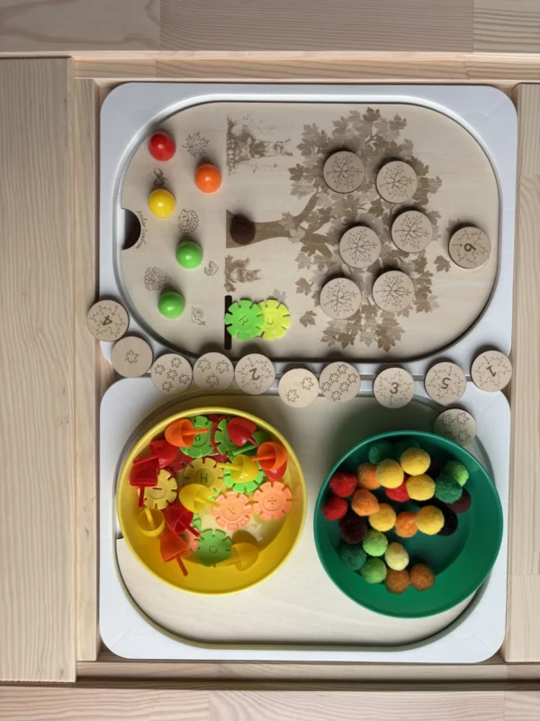 Insert sensoriel en bois - Arbre à feuilles (scratch)