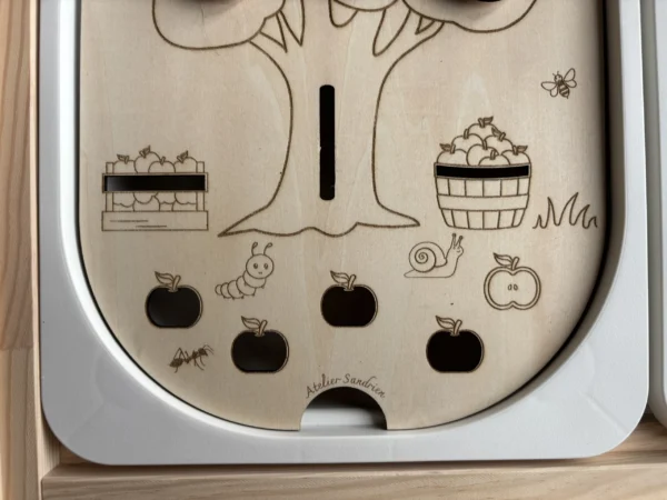 Insert sensoriel en bois - Le pommier