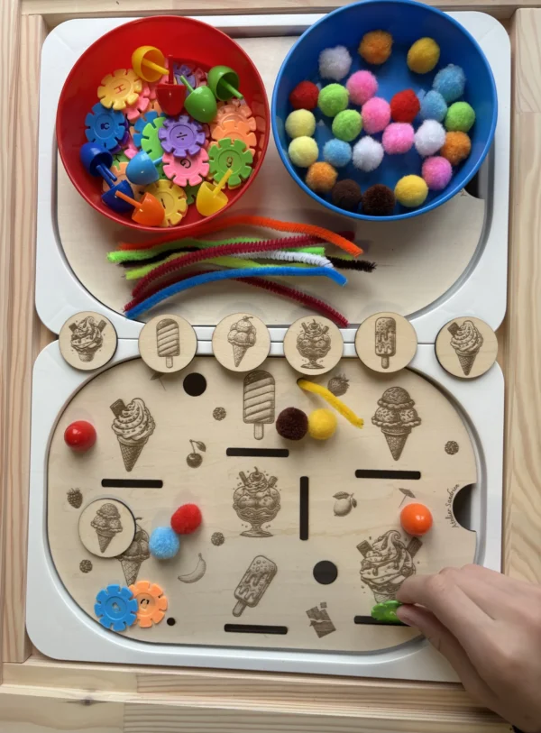 Insert sensoriel en bois - Les glaces