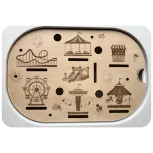 insert sensoriel en bois fête foraine avec manèges, grande roue et attractions pour jeu d’exploration enfant