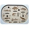 Insert sensoriel en bois illustrant différents poissons de rivière pour jeu de tri et d’observation