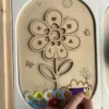 Insert sensoriel en bois - Fleur de tri et de formes