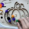 Insert sensoriel en bois - Compter avec la citrouille Halloween