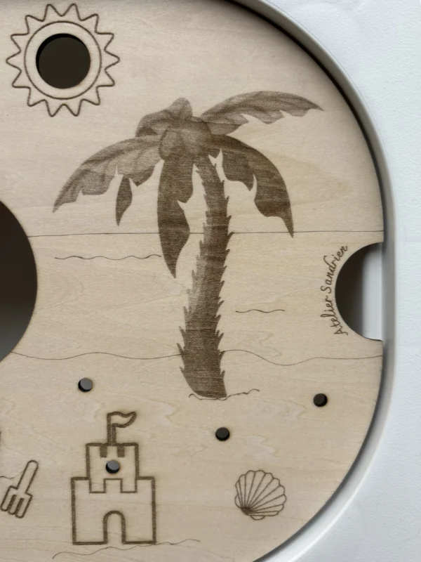 Insert sensoriel en bois - Décor de plage emplacement gobelet