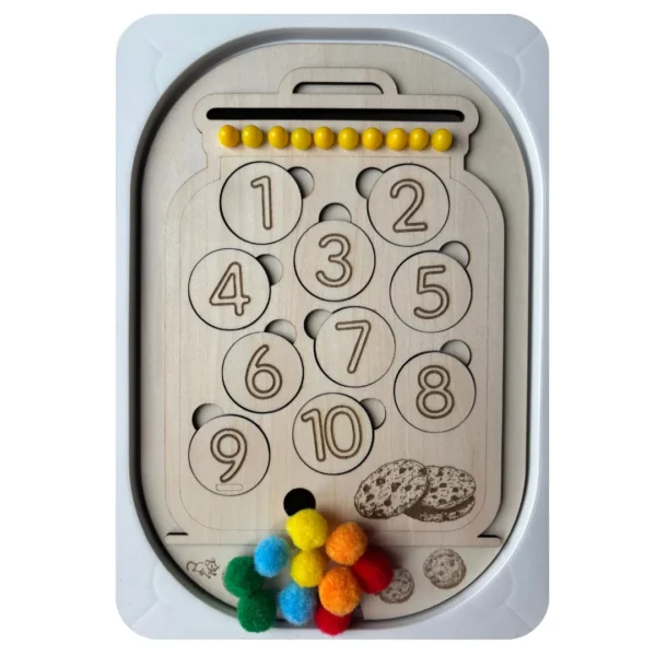 insert sensoriel en bois biscuits numérotés avec pompons pour l'activité de comptage