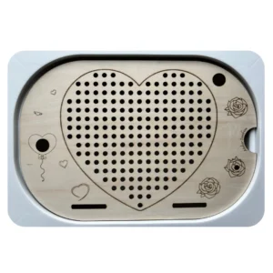 Insert sensoriel en bois Saint Valentin coeur à trous