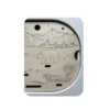 Zoom sur un insert sensoriel en bois thème hiver avec paysage enneigé gravé, sans accessoires