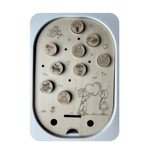 Insert sensoriel en bois Scène Saint Valentin avec ses jetons en scratch