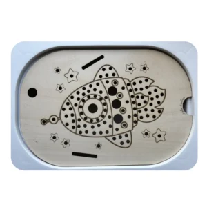 Insert sensoriel en bois -Fusée à trous