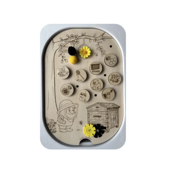 Insert sensoriel en bois - Scratch thème abeille avec fleurs et pompons