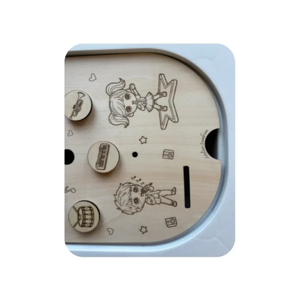 Insert sensoriel en bois - détail la musique jetons en scratch