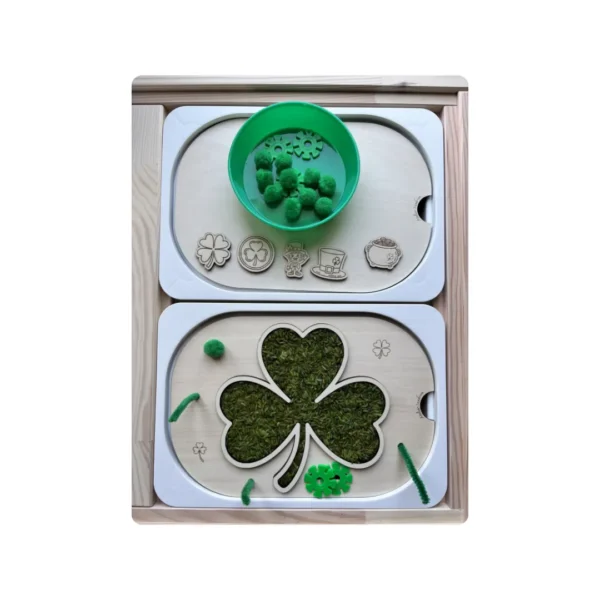 Insert sensoriel en bois trèfle Saint-Patrick avec bols et accessoires verts pour activité de motricité fine - rempli de riz vert
