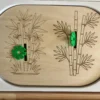 insert sensoriel en bois les bambous avec leurs fentes pour insérer jetons en bois associés ou jetons colorés